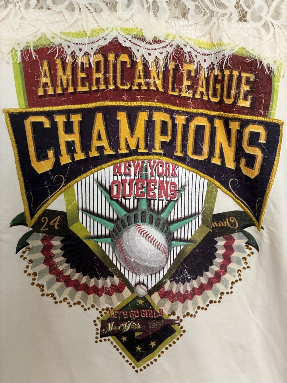 Desigual Baseball NY Queens Tee Shirt with Lace Detailing sleeves - Picture 2 of 12
